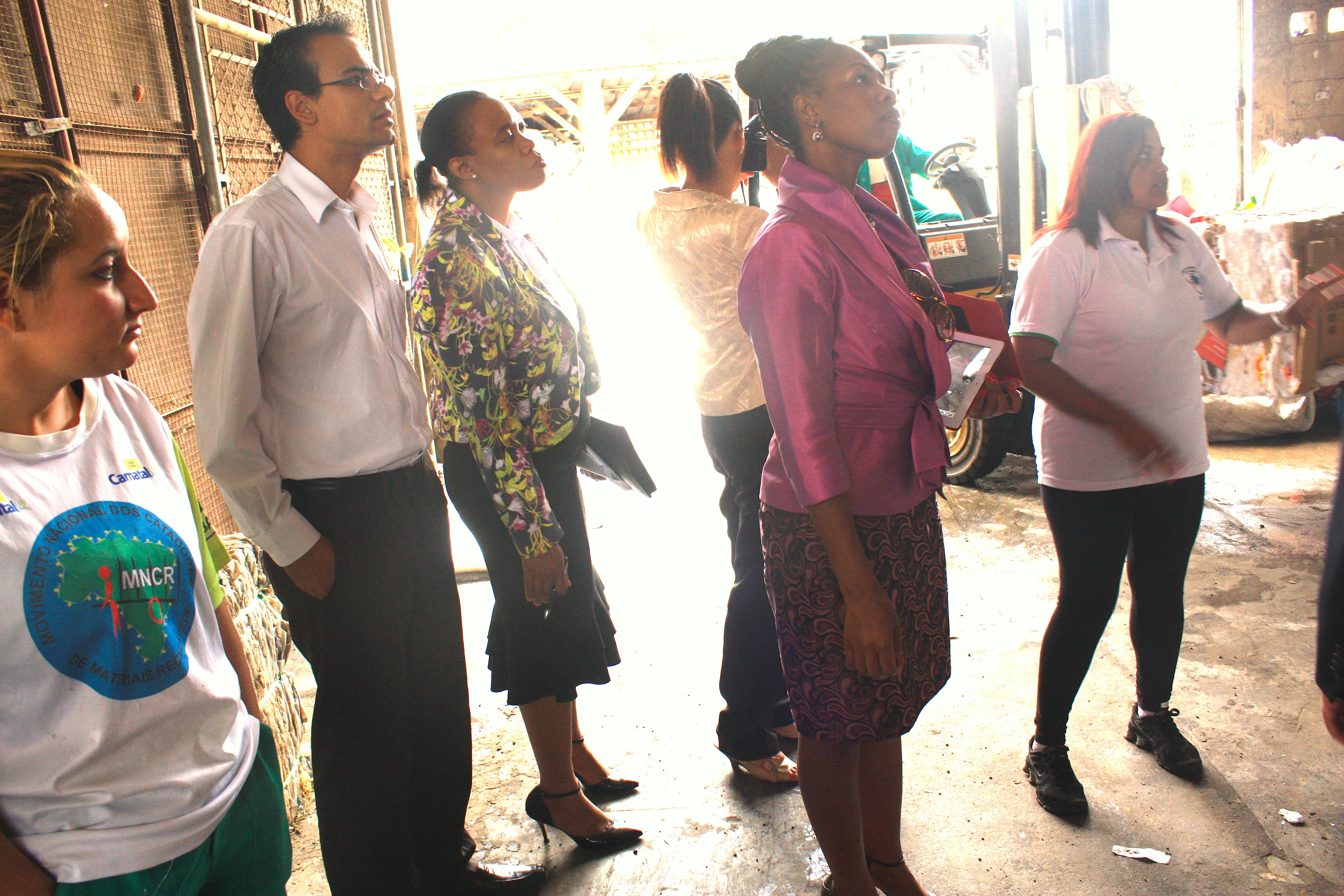 Inside the CooperLimpa warehouse. Photo credit: WIEGO.