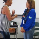 Participantes da oficina se apresentam na abertura do evento / Participants of the workshop introduce themselves during the opening of the event